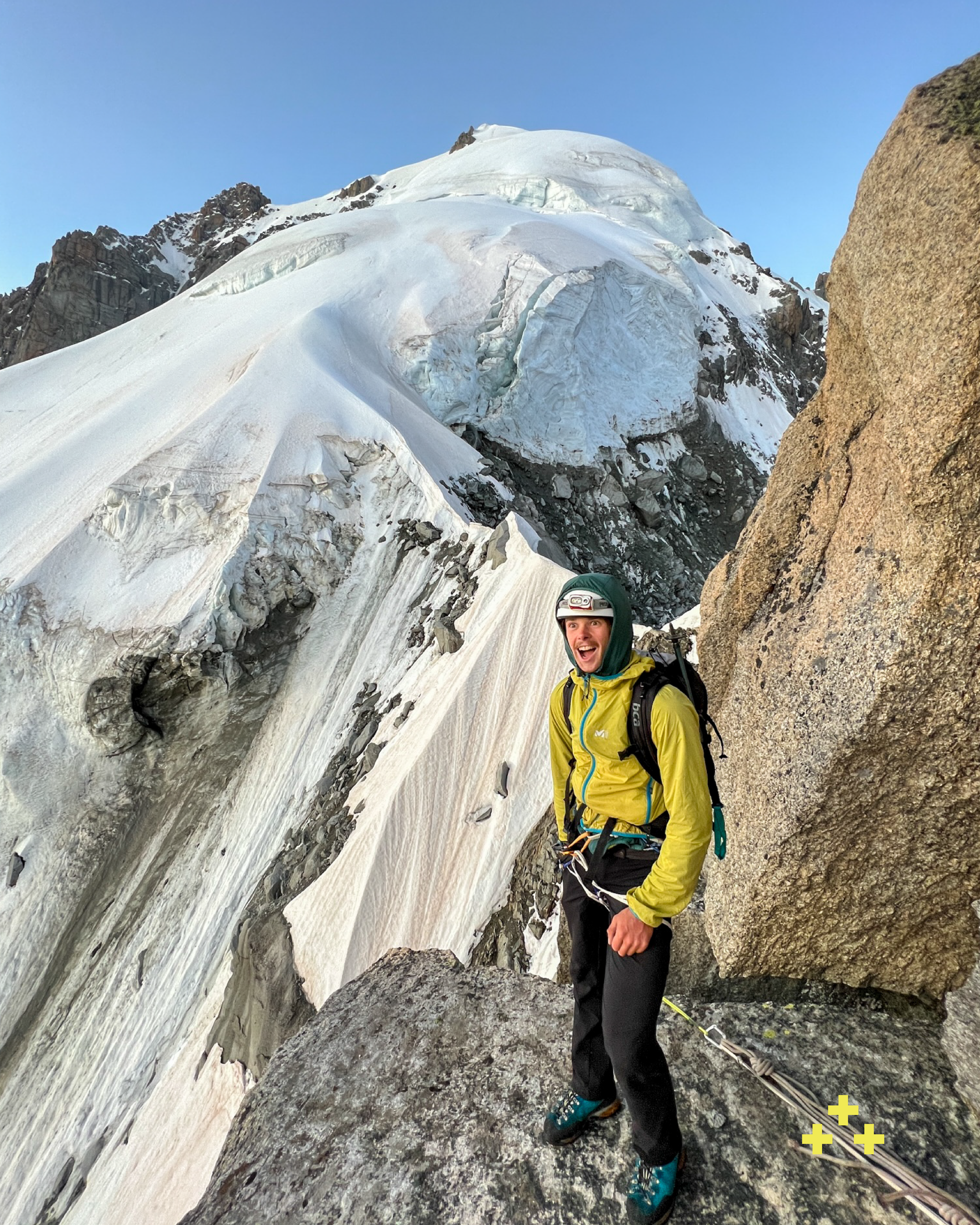 A white night at the Aiguille verte.