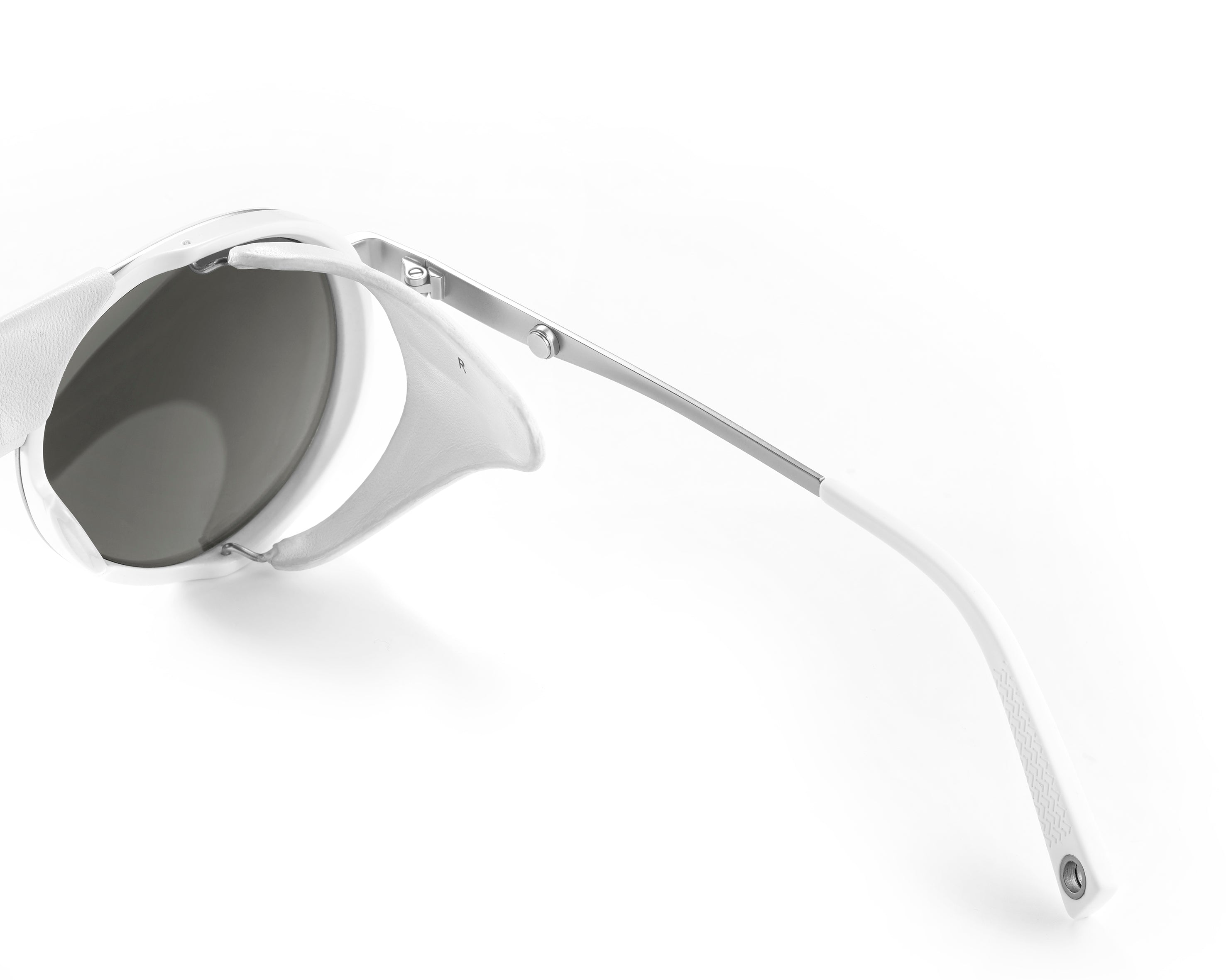 CHANGER LES VERRES DE NOS LUNETTES DE SOLEIL