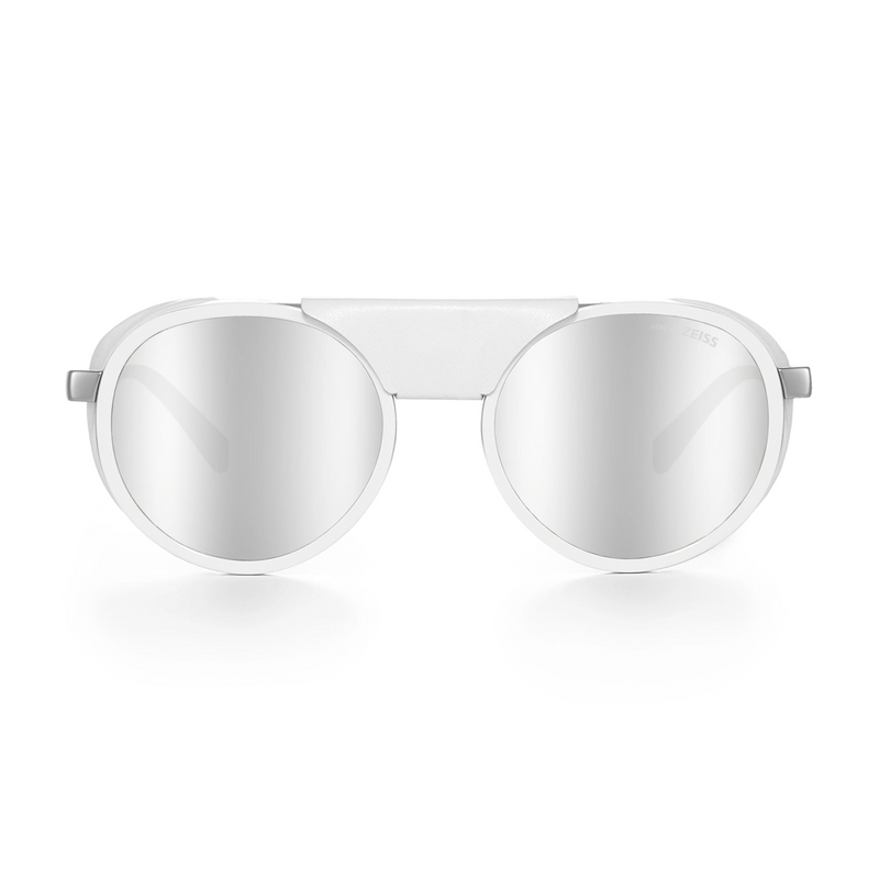 Moiry White